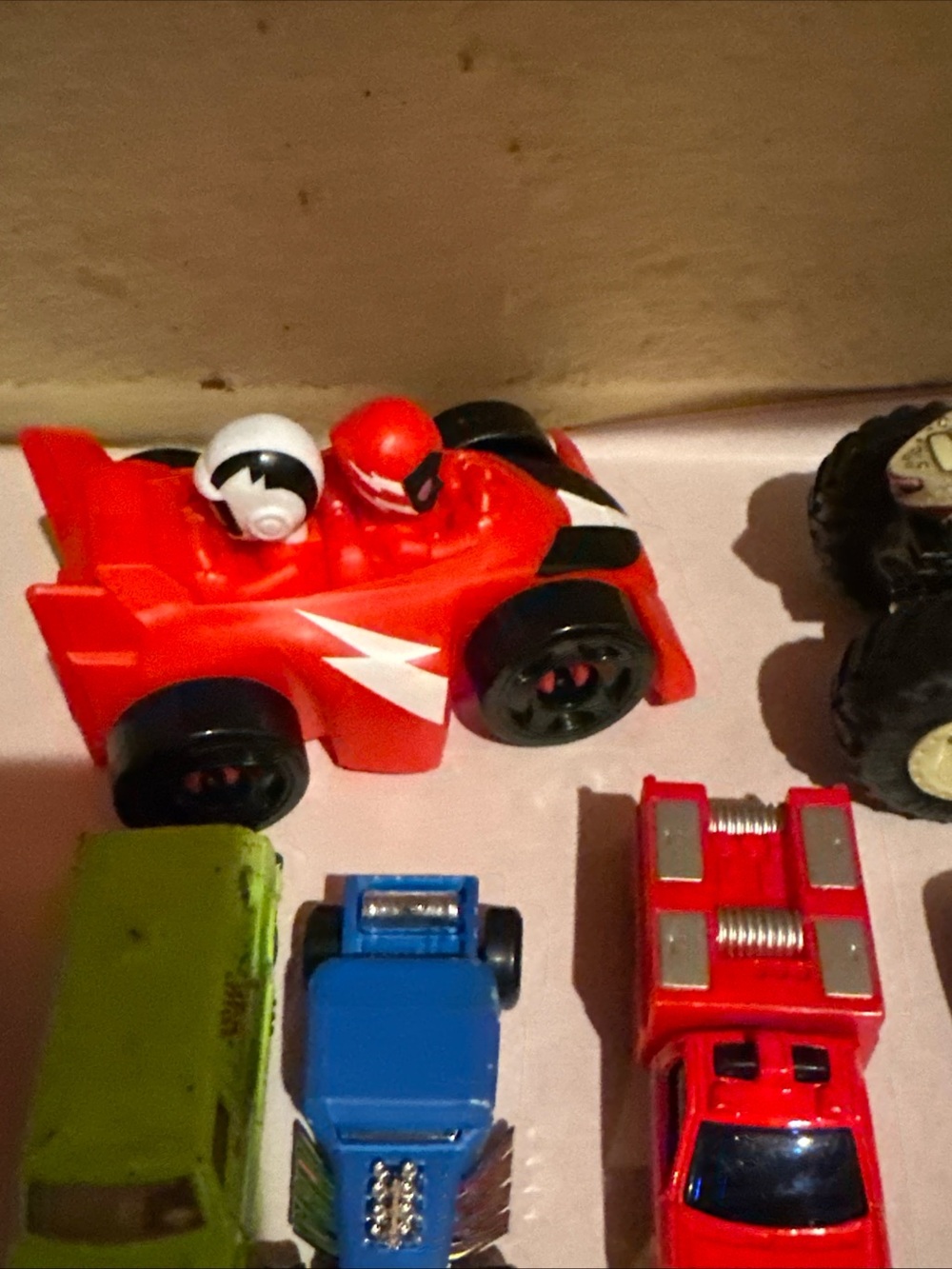 Assorted Kids Toy Cars - Multi-Color Vehicle Collection - Picture 14 of 16